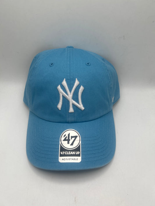 New York Yankees ‘47CleanUp Adjustable Hat Sky Blue
