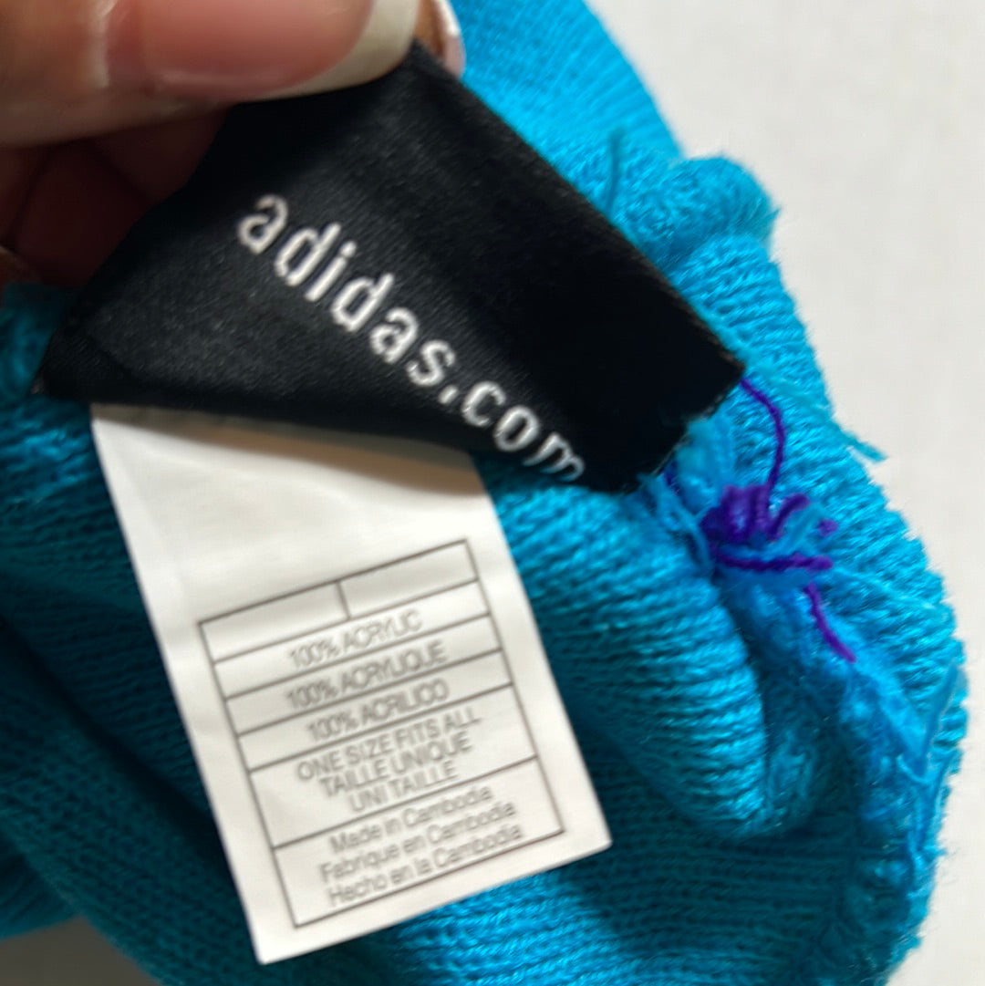 VINTAGE CHARLOTTE HORNETS NBA KNIT POM BEANIE