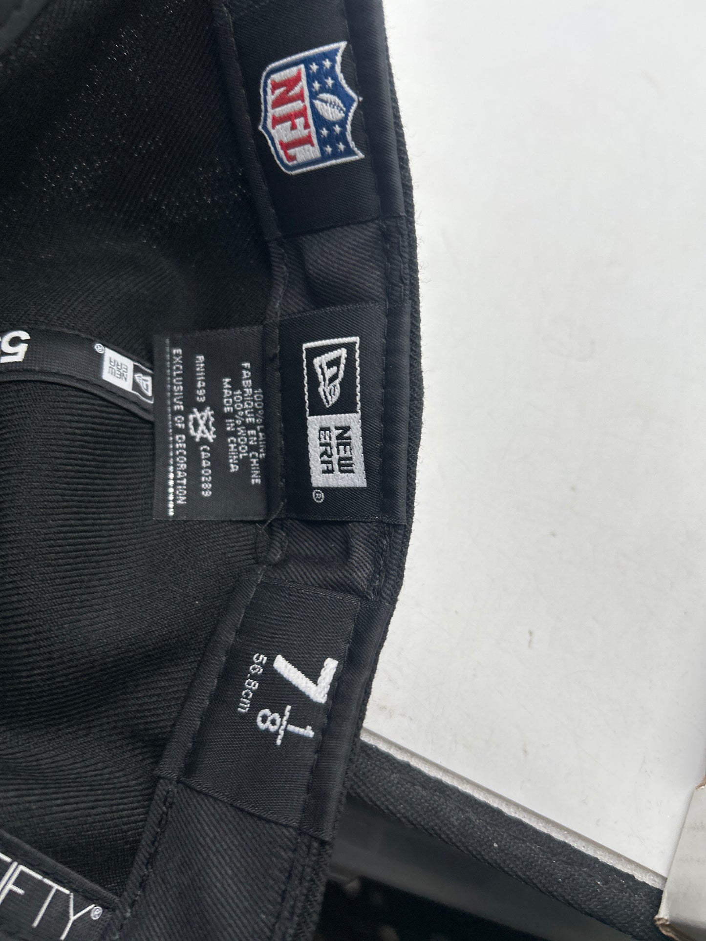 Buffalo Bills NFL New Era 59Fifty Black on Black Fitted Hat