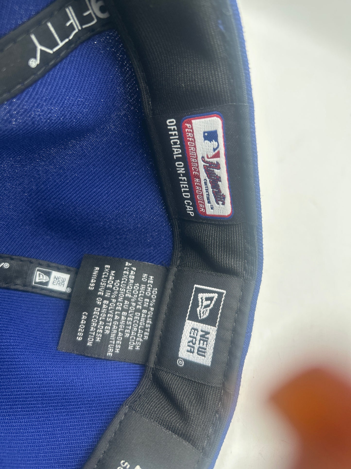 Los Angeles Dodgers MLB New Era 59Fifty 2025 World Series Champions Side Patch Fitted Hat