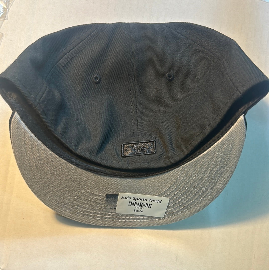 Los Angeles Dodgers 59Fifty Classic New Era Genuine Merchandise Black Fitted Hat