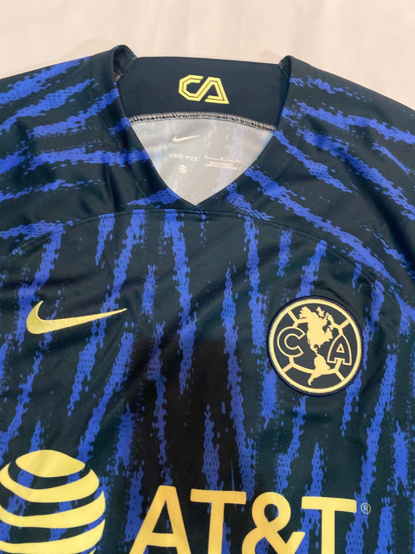 CLUB AMERICA SOCCER Team Authentic Replica Mens Jersey