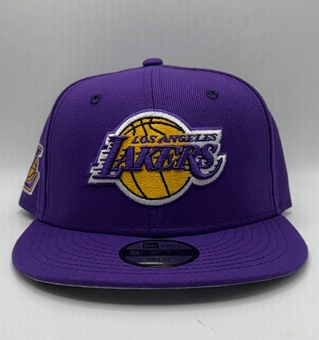 Los Angeles Lakers NBA New Era 9Fifty Youth Purple Snapback