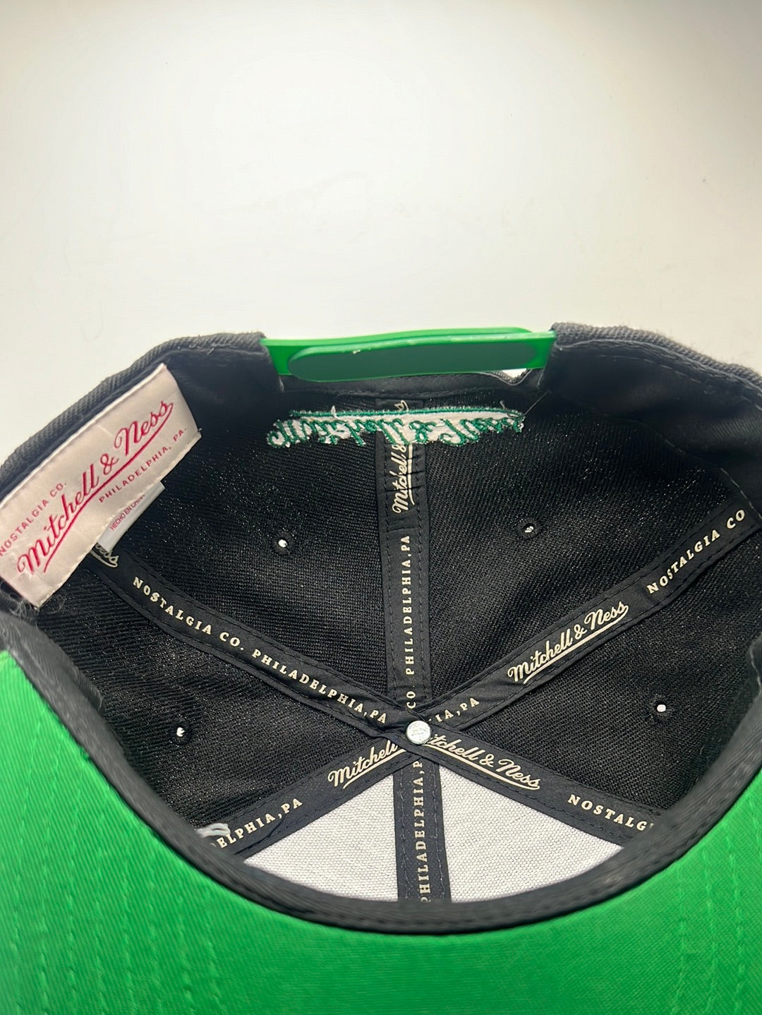 Vintage Boston Celtics NBA Mitchell & Ness Original Fit O.G. Snapback Hat