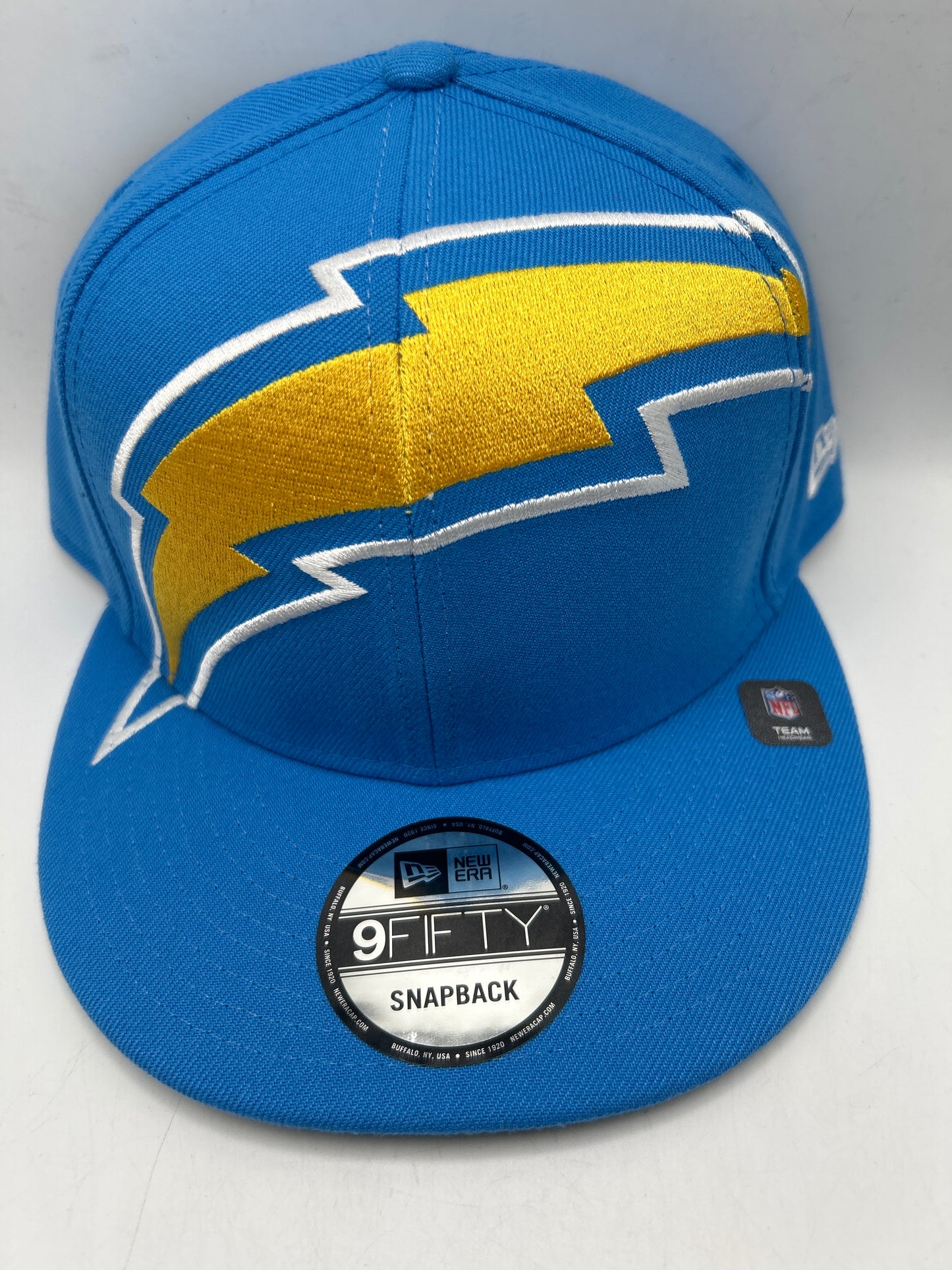 Los Angeles Chargers NFL New Era 59Fifty Oversized Logo Snapback