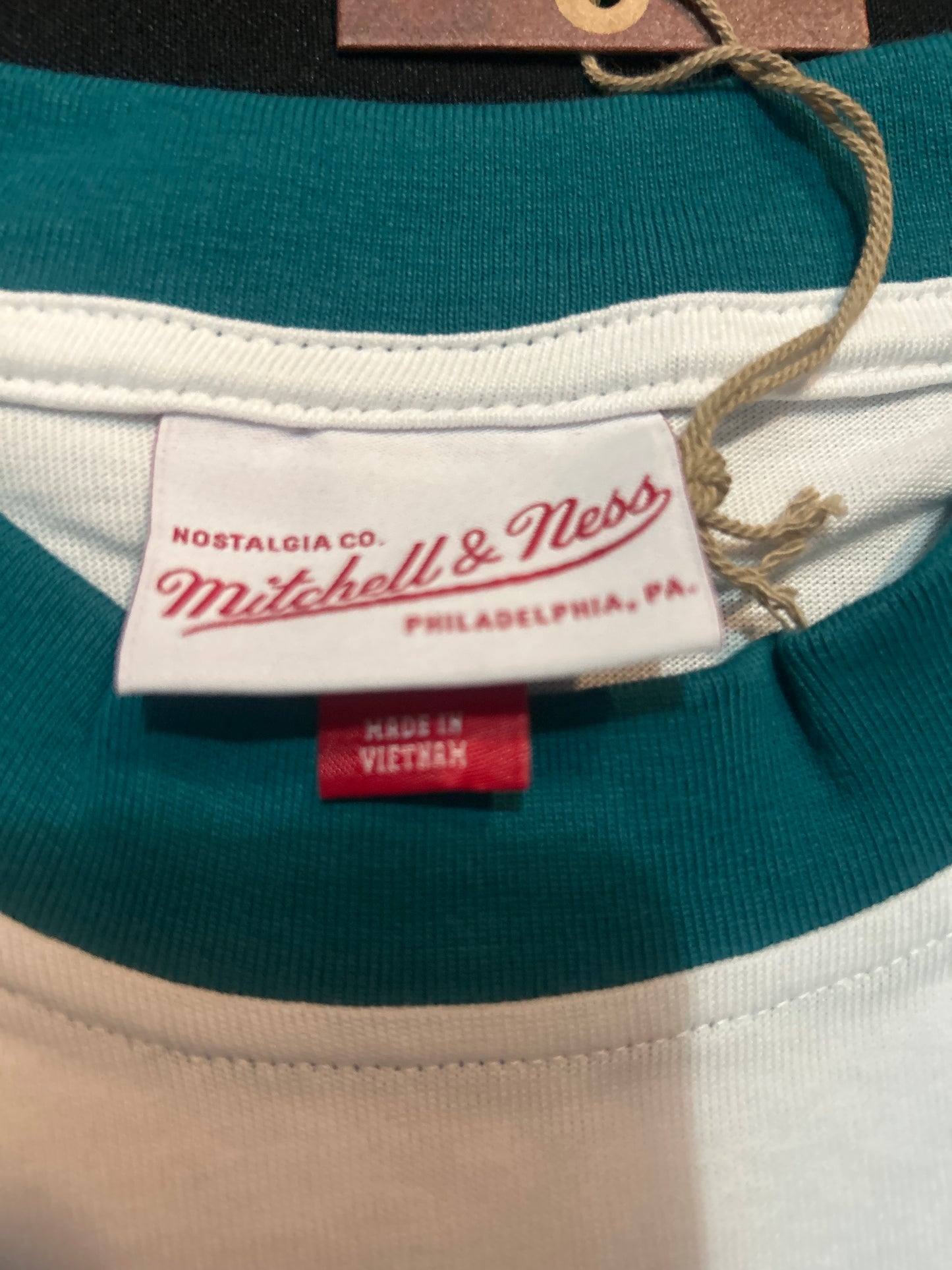 Miami Dolphins NFL Mitchell & Ness #13 Dan Marino The Original Premium SS Tee Vintage Logo T-Shirt