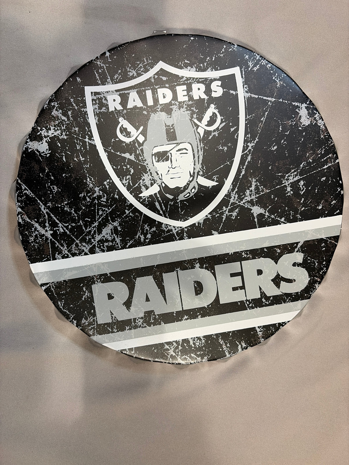 Las Vegas Raiders FOCO NFL Bottle Cap Sign Metal 13 1/2in ,1 1/2 in