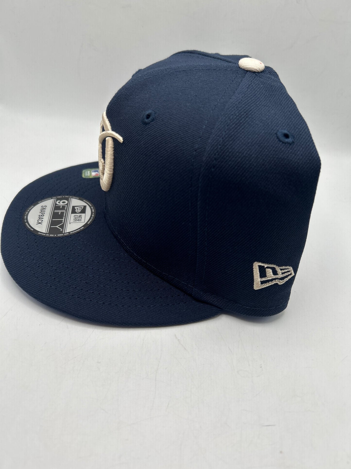 Los Angeles Dodgers MLB New Era 9Fifty 2024 City Connect Snapback