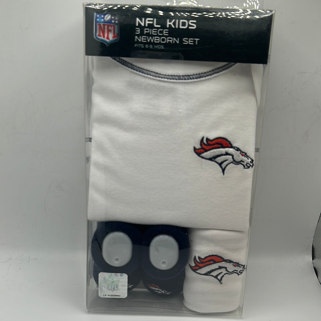 Denver Broncos NFL Kids 3 PC Newborn Set