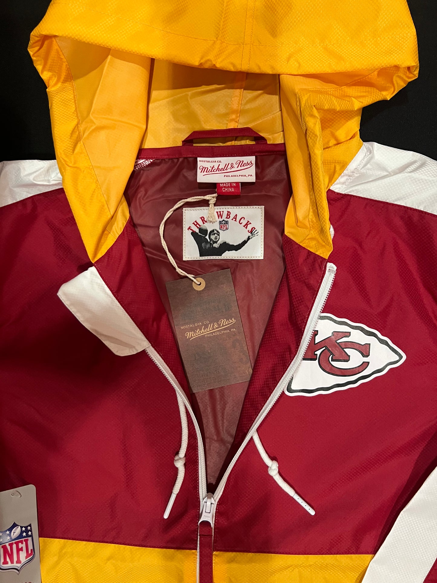 Kansas City Chiefs NFL Mitchell & Ness Throwback Gameday Lightweight Zip-Up Hooded Windbreaker