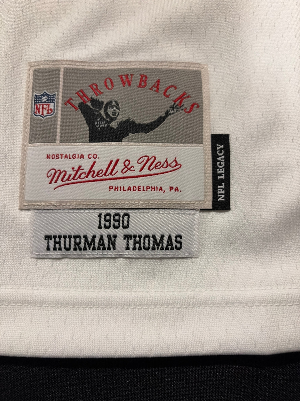 Buffalo Bills NFL Mitchell & Ness #34 THURMAN THOMAS 1990 Men Legacy Throwbacks Jersey