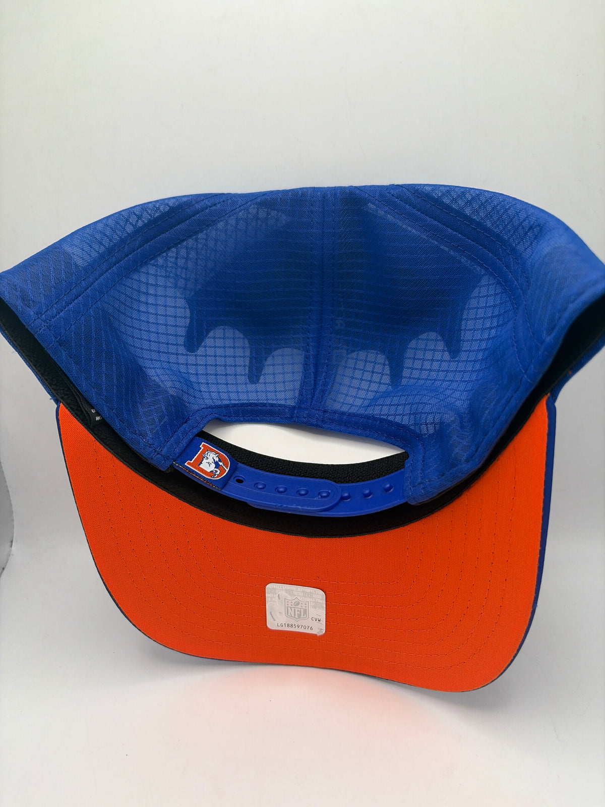 Denver Broncos NFL New Era Liquid Chrome 9Seventy Stretch-Snap