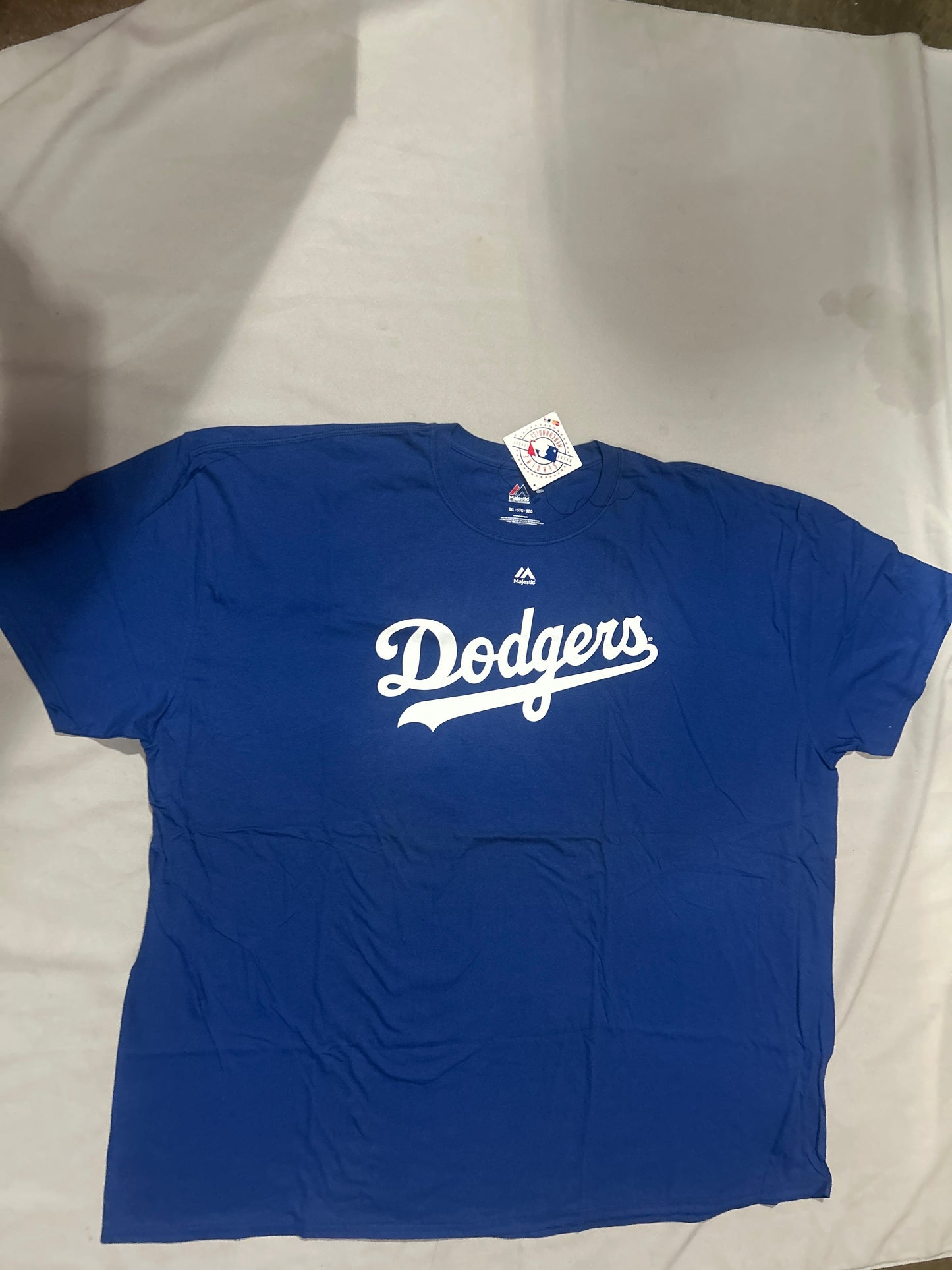 Los Angeles Dodgers MLB Majestic Genuine Merchandise Oversized Men T-Shirt