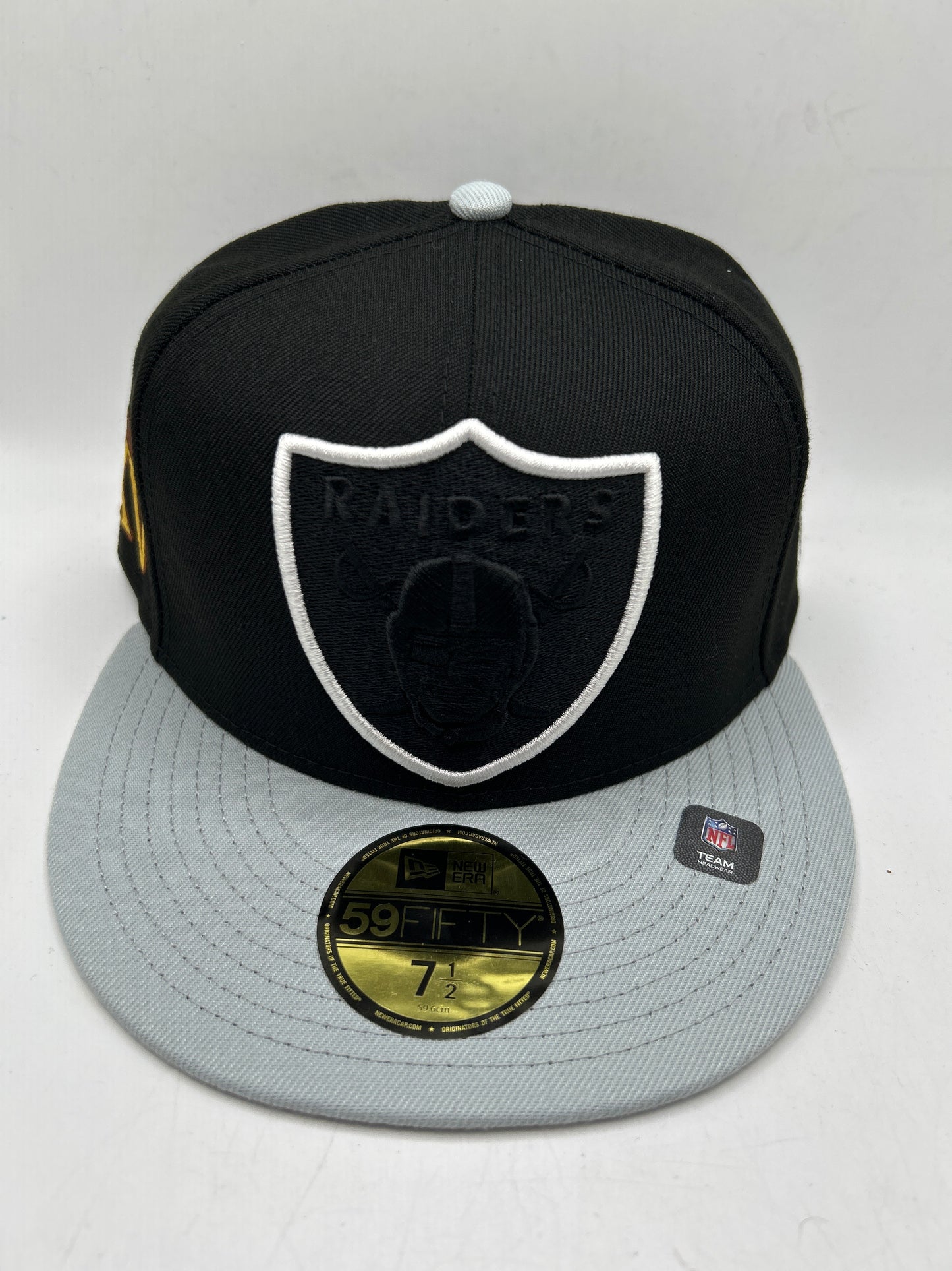 Las Vegas Raiders NFL New Era 59Fifty Logo Elements Fitted Hat