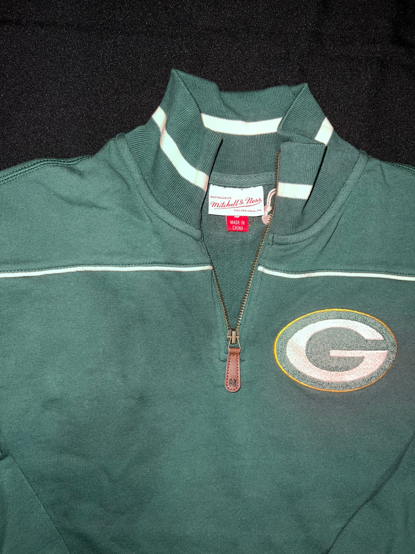 Green Bay Packers NFL Mitchell & Ness Throwback Team Issued French Terry 1/4 Zip Up Sweater