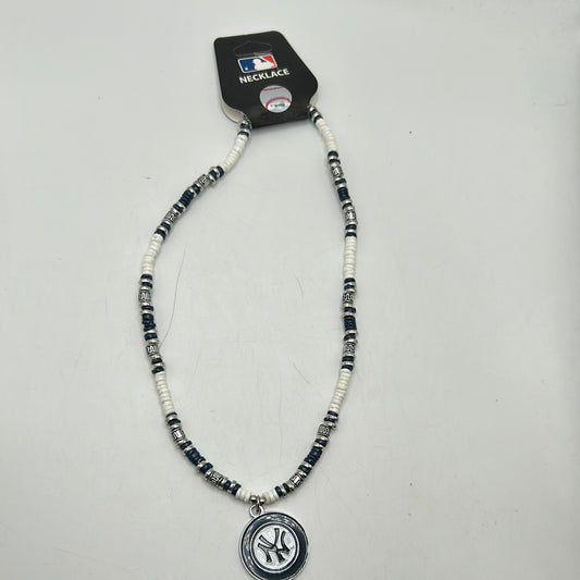 New York Yankees MLB Officially Licensed Shell 18in Necklace