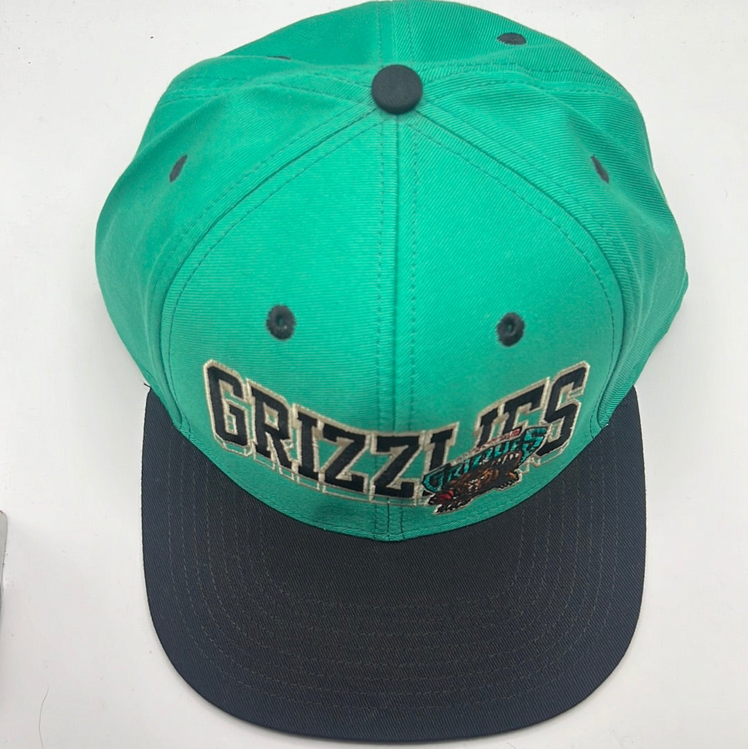 Vintage Vancouver Grizzlies NBA Adidas Hardwood Classic Turquoise/Black Snapback Hat