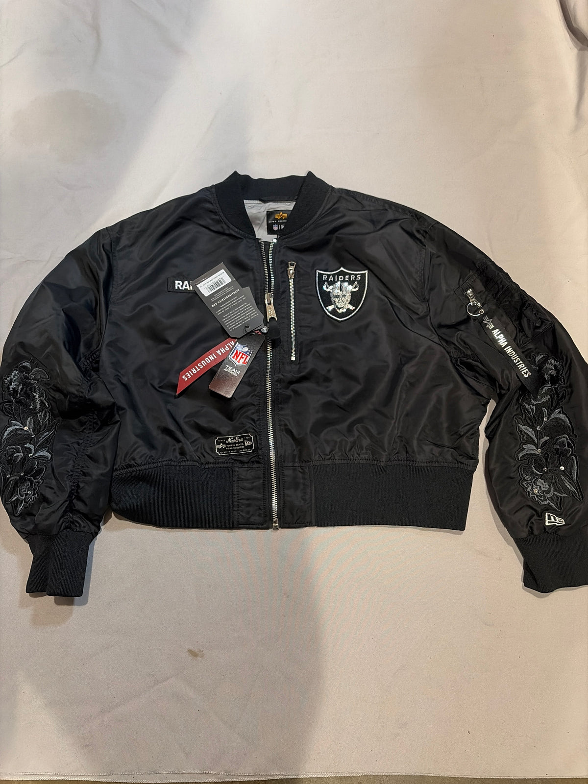 Las Vegas Raiders NFL New Era Women Cropper Bomber Jacket