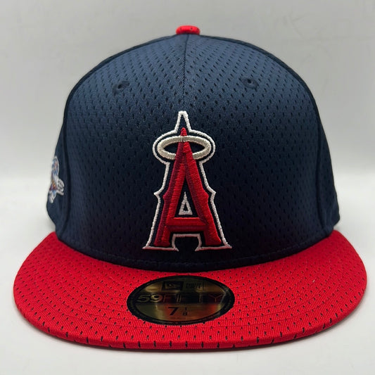 Los Angeles Angels MLB New Era 59Fifty World Series 2002 Side Patch Fitted Hat