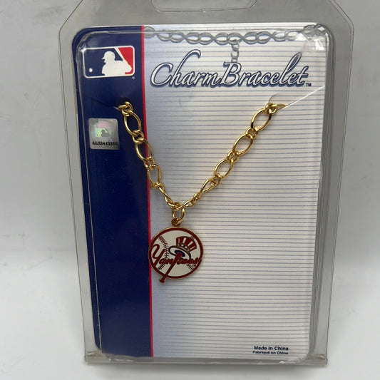 Vintage MLB New York Yankees WinCraft Charm Bracelet