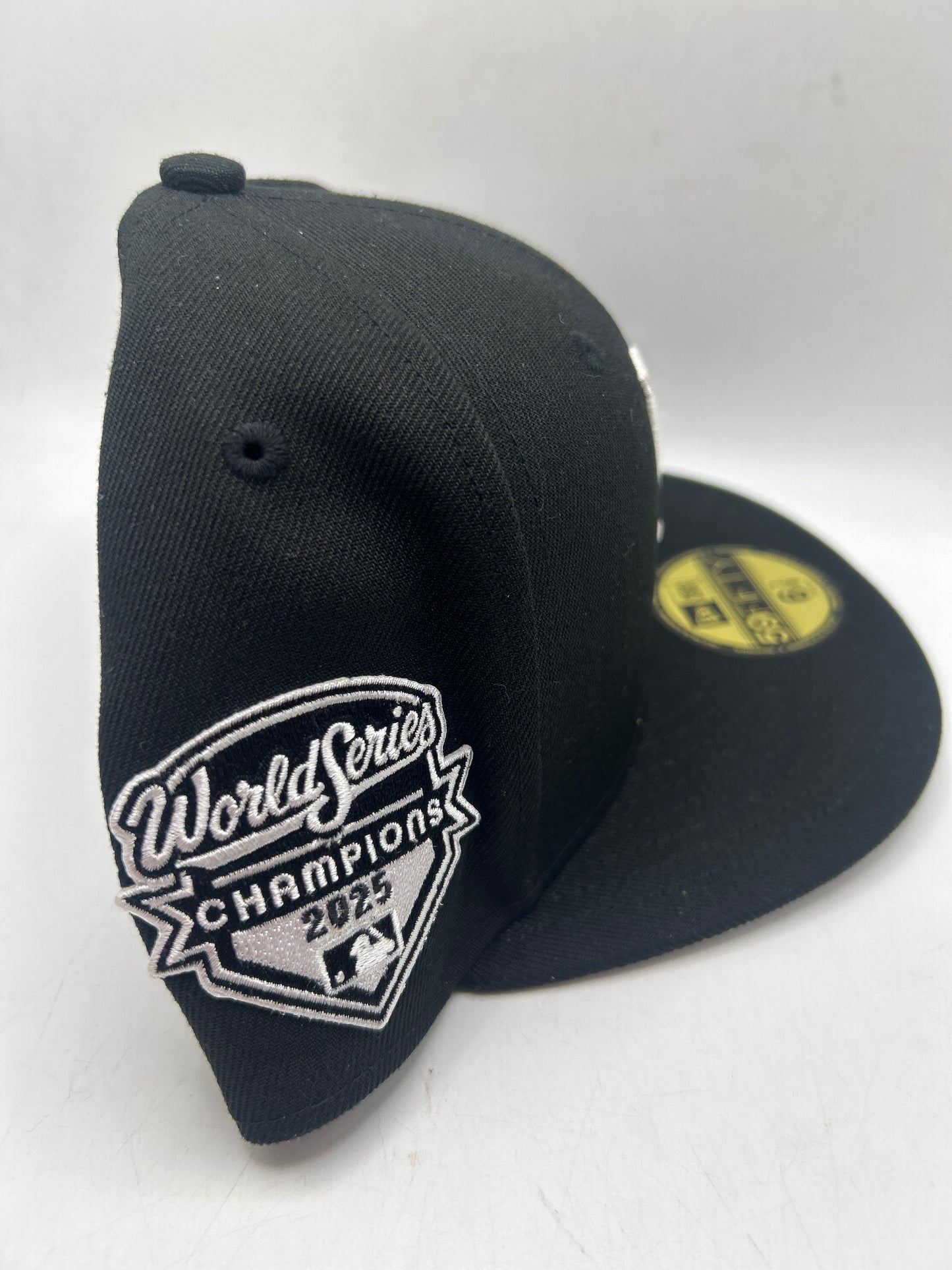 Los Angeles Dodgers MLB 2025 World Series Champions 59Fifty Fitted Hats