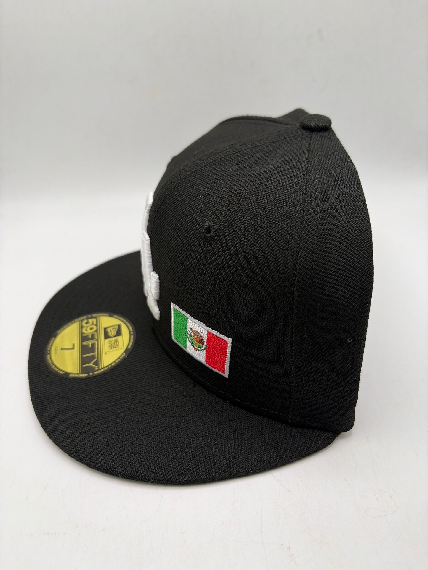 Los Angeles Dodgers MLB 5de Mayo Mexico “Viva Los Dodgers” Genuine Merchandise New Era 59Fifty Black Fitted Hat