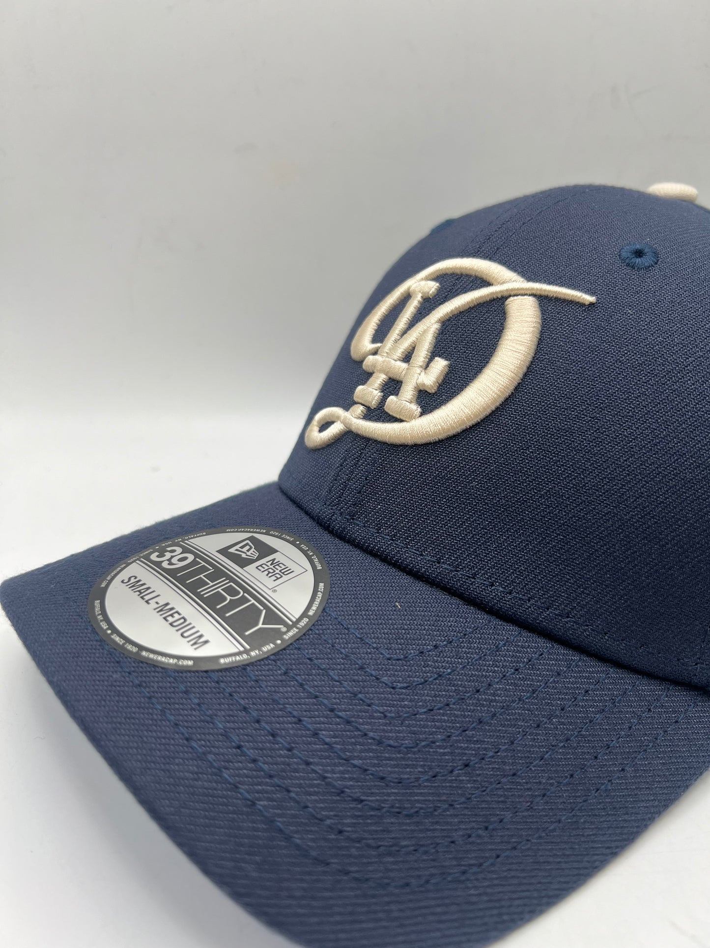 Los Angeles Dodgers MLB New Era 39Thirty City Connect Navy Stretch Fitted Hat