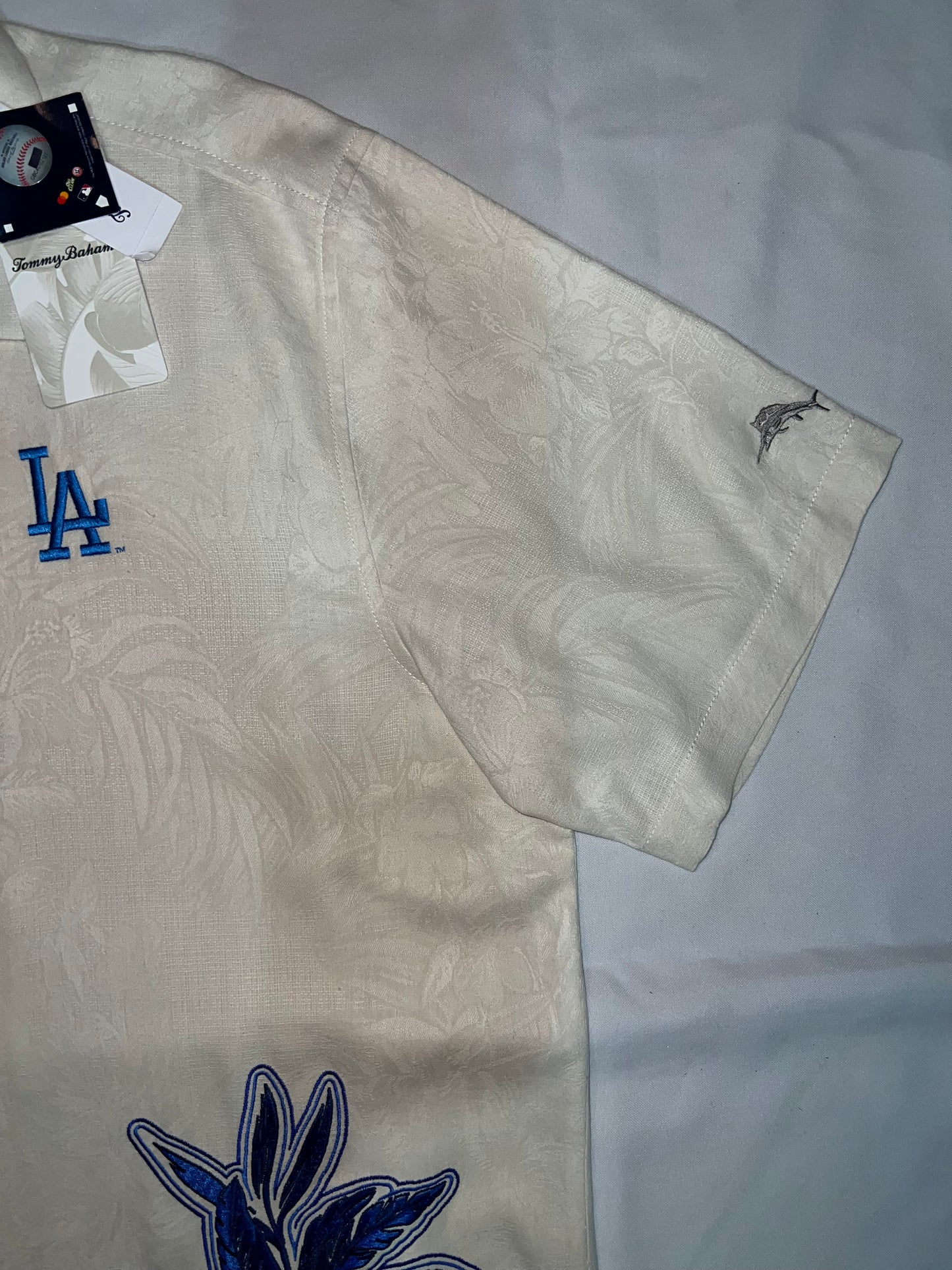 Los Angeles Dodgers MLB Tommy Bahama Genuine Merchandise Hibiscus Vibrations Silk Camp Shirt