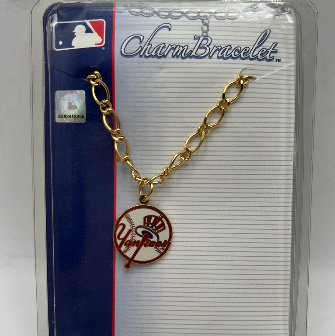 Vintage MLB New York Yankees WinCraft Charm Bracelet