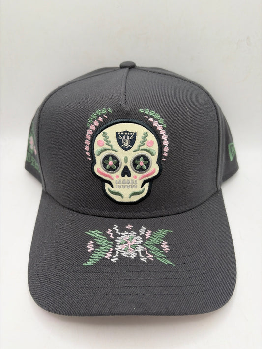 Las Vegas Raiders NFL New Era 9Forty Adjustable A-Frame Day Of the Dead Hat