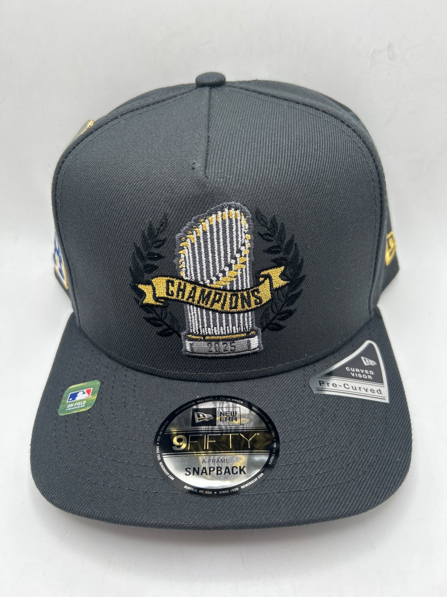 Los Angeles Dodgers MLB New Era 9Fifty 2025 World Series Champions Parade A-Frane SnapBack Hat