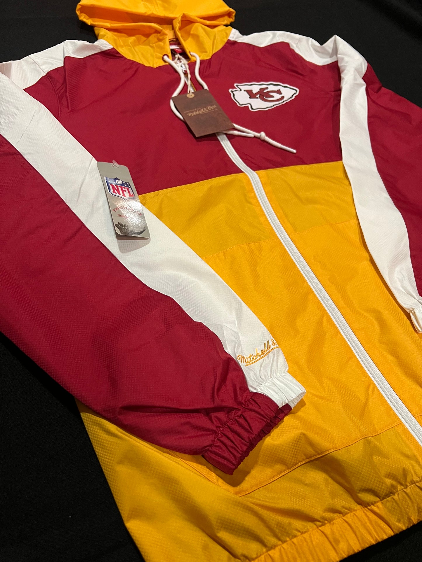 Kansas City Chiefs NFL Mitchell & Ness Throwback Gameday Lightweight Zip-Up Hooded Windbreaker