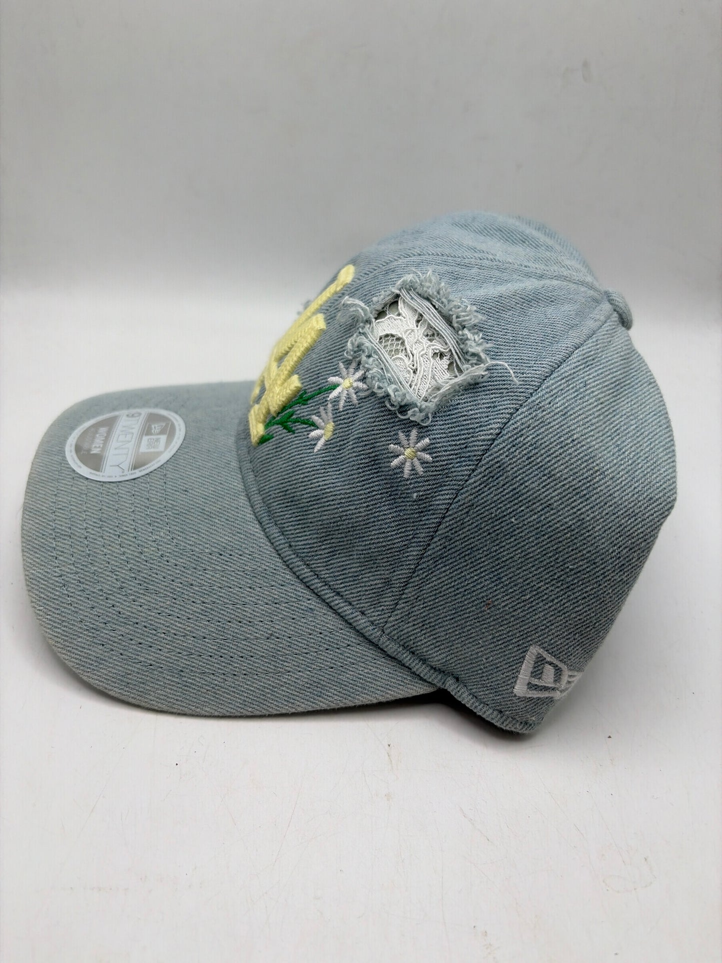 Los Angeles Dodgers MLB New Era 9Twenty Women Denim Adjustable Hat