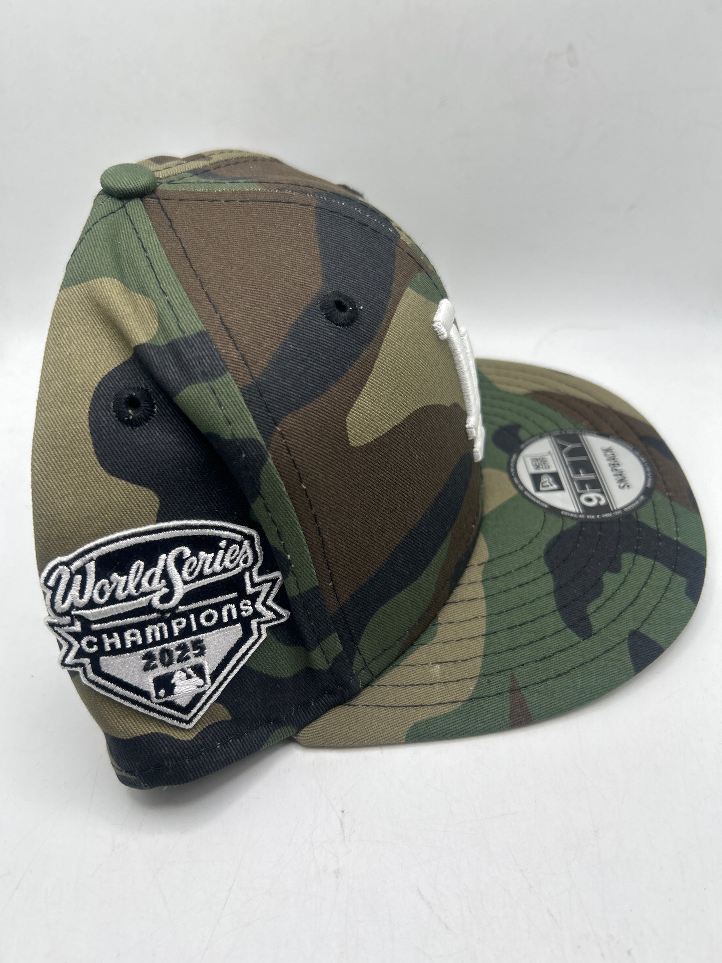 Los Angeles Dodgers MLB New Era 2025 World Series Champions 9Fifty SnapBack