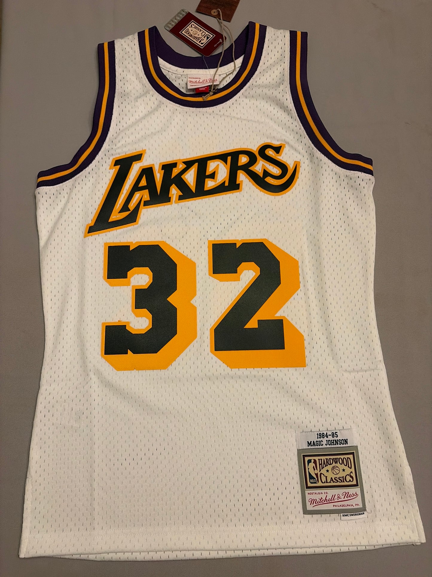 Los Angeles Lakers NBA Mitchell & Ness Hardwood Classics #32 1984-1985 Magic Johnson HWC Swingman Men Jersey