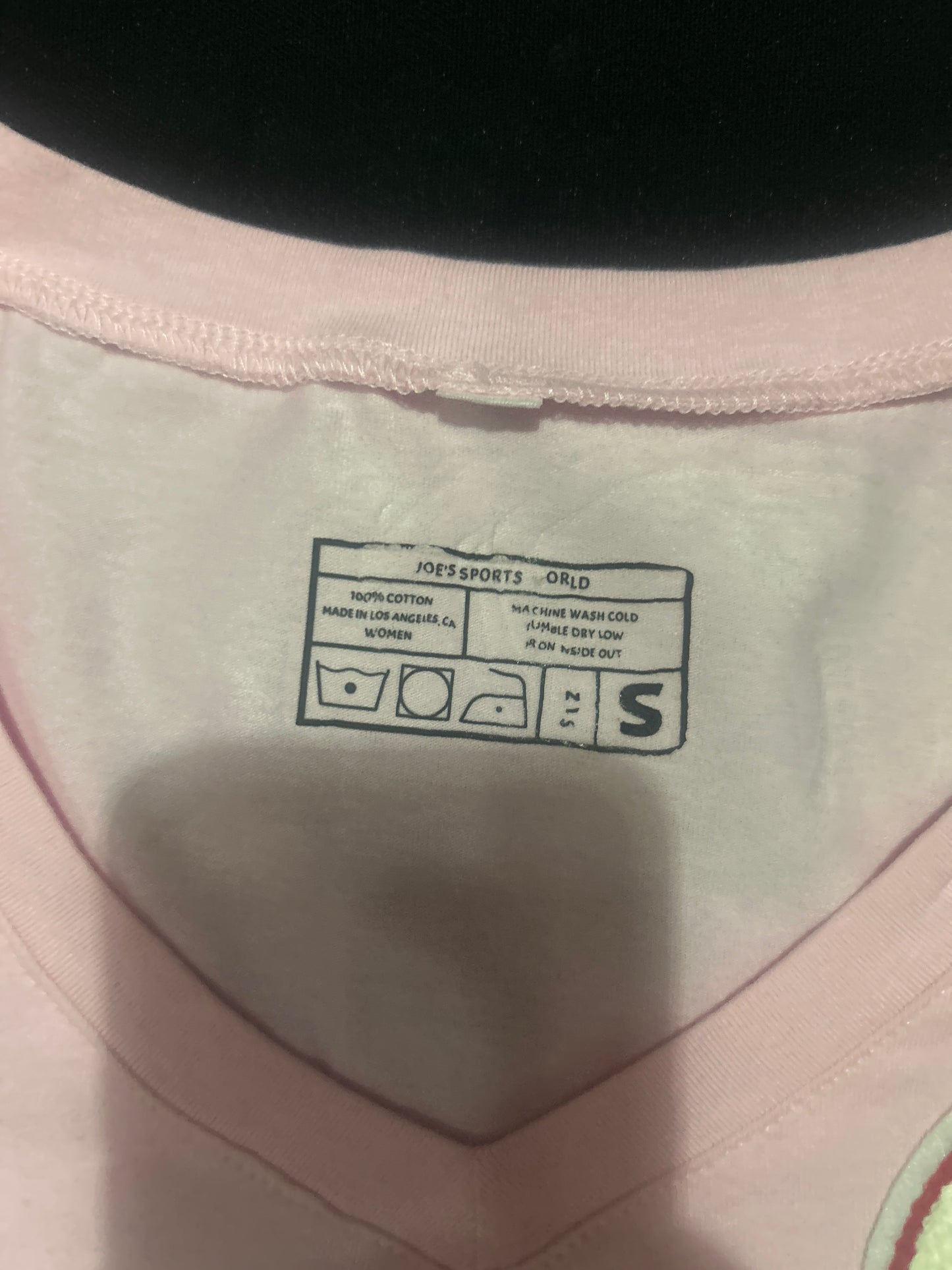 Joes Sports World “MAMA Por Siempre” Shortsleeve V-Neck T-Shirt - Bubblegum Pink