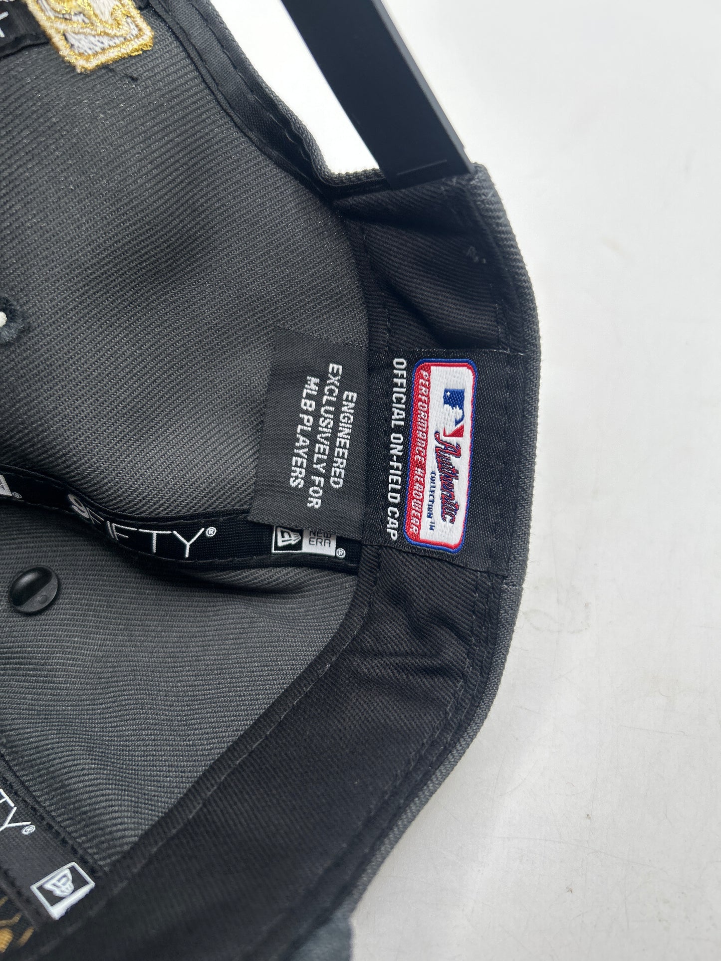 Los Angeles Dodgers MLB New Era 9Fifty 2025 World Series Champions Parade A-Frane SnapBack Hat