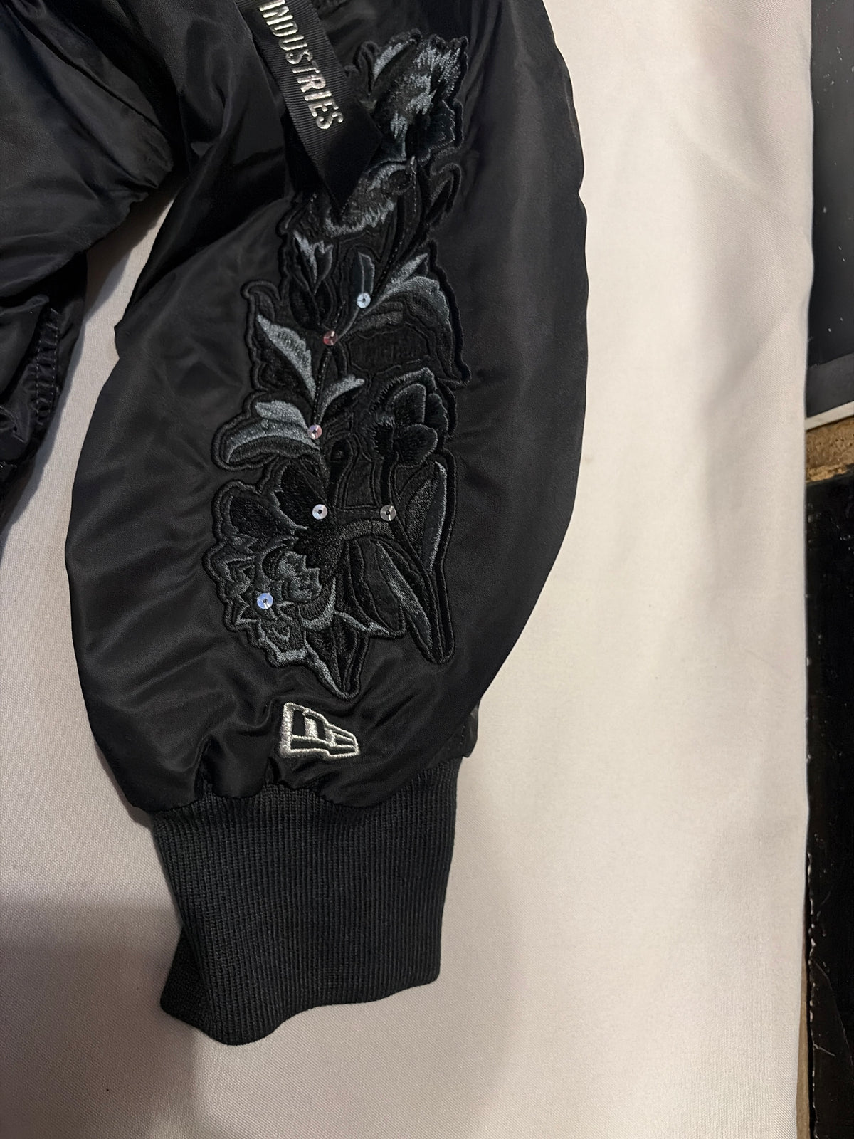 Las Vegas Raiders NFL New Era Women Cropper Bomber Jacket