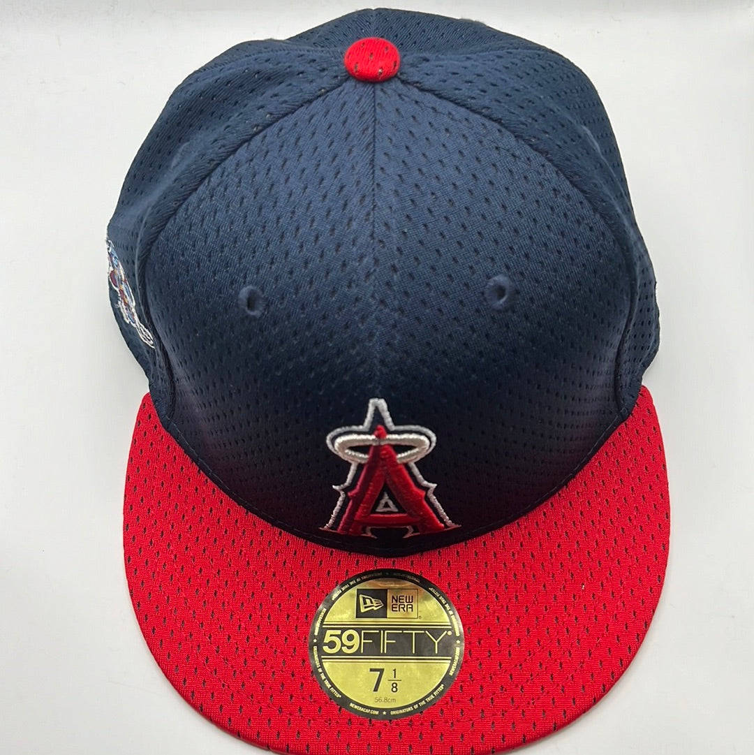 Los Angeles Angels MLB New Era 59Fifty World Series 2002 Side Patch Fitted Hat