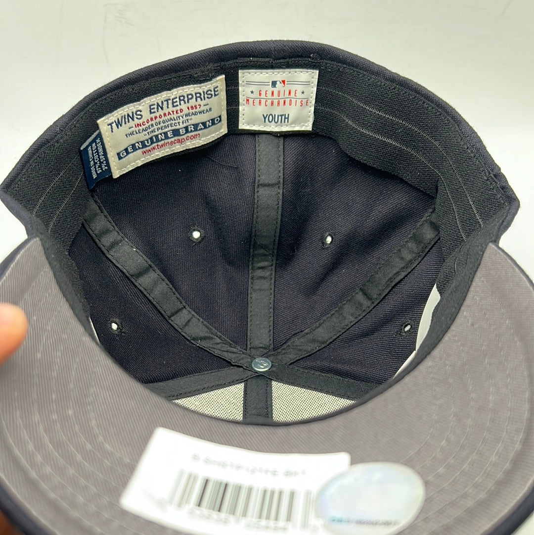 Los Angeles Dodgers MLB Genuine Merchandise Twins Enterprise Youth Stretch Fit Hat