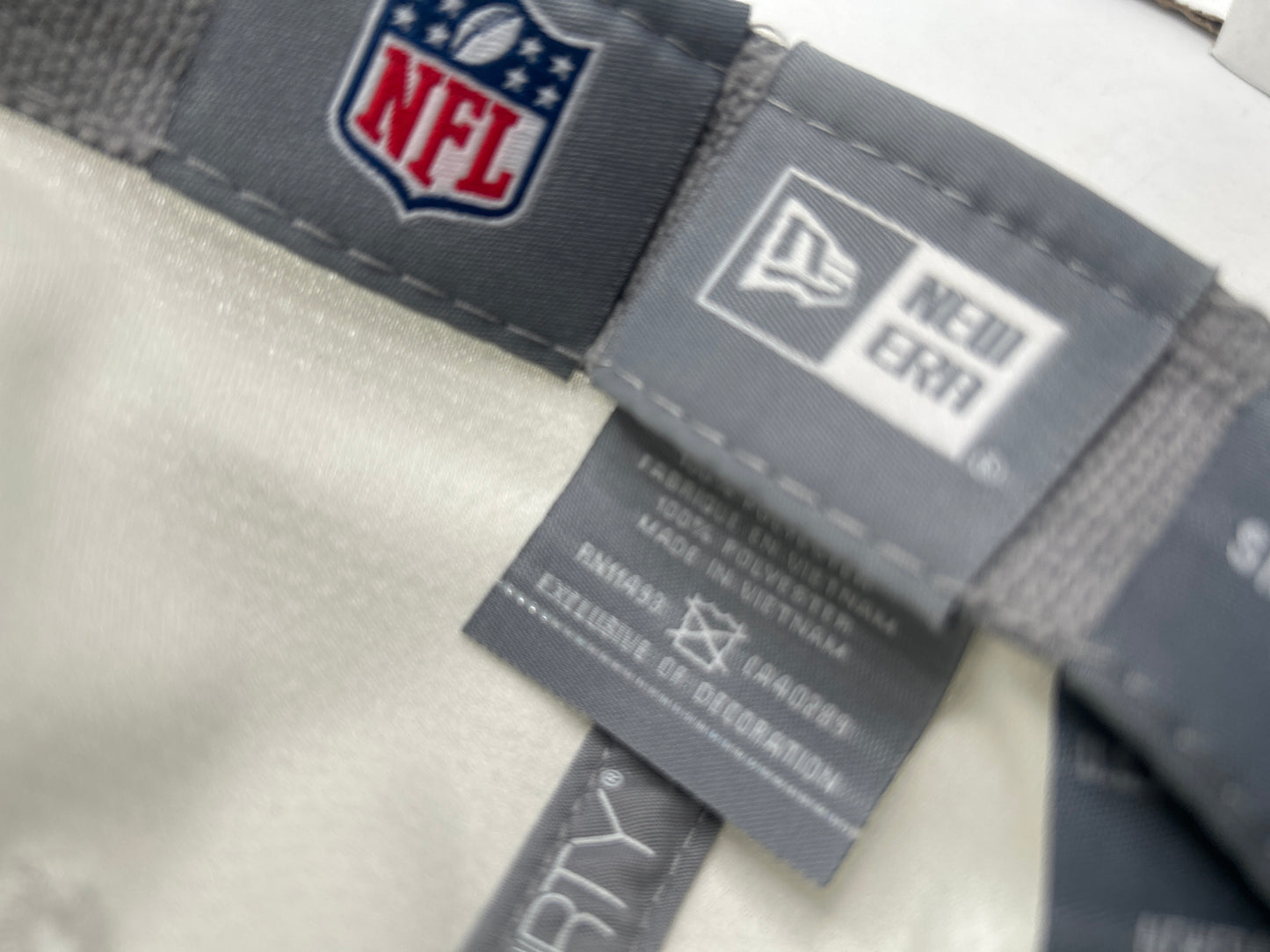 Seattle Seahawks NFL New Era 39Thirty Flex-Fit Hat - White