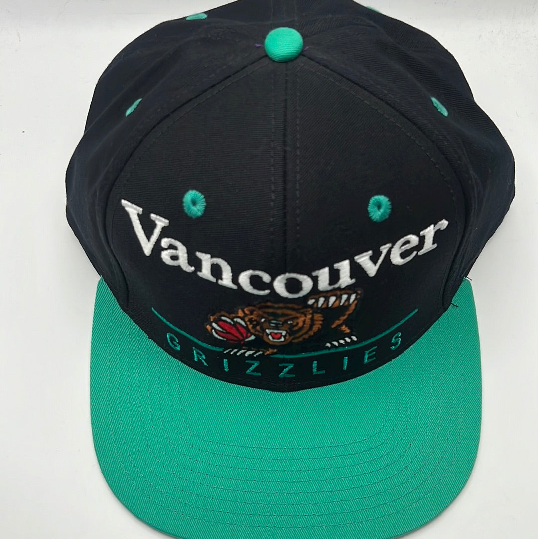 Vintage Vancouver Grizzlies NBA Adidas Black/Turquoise Snapback Hat