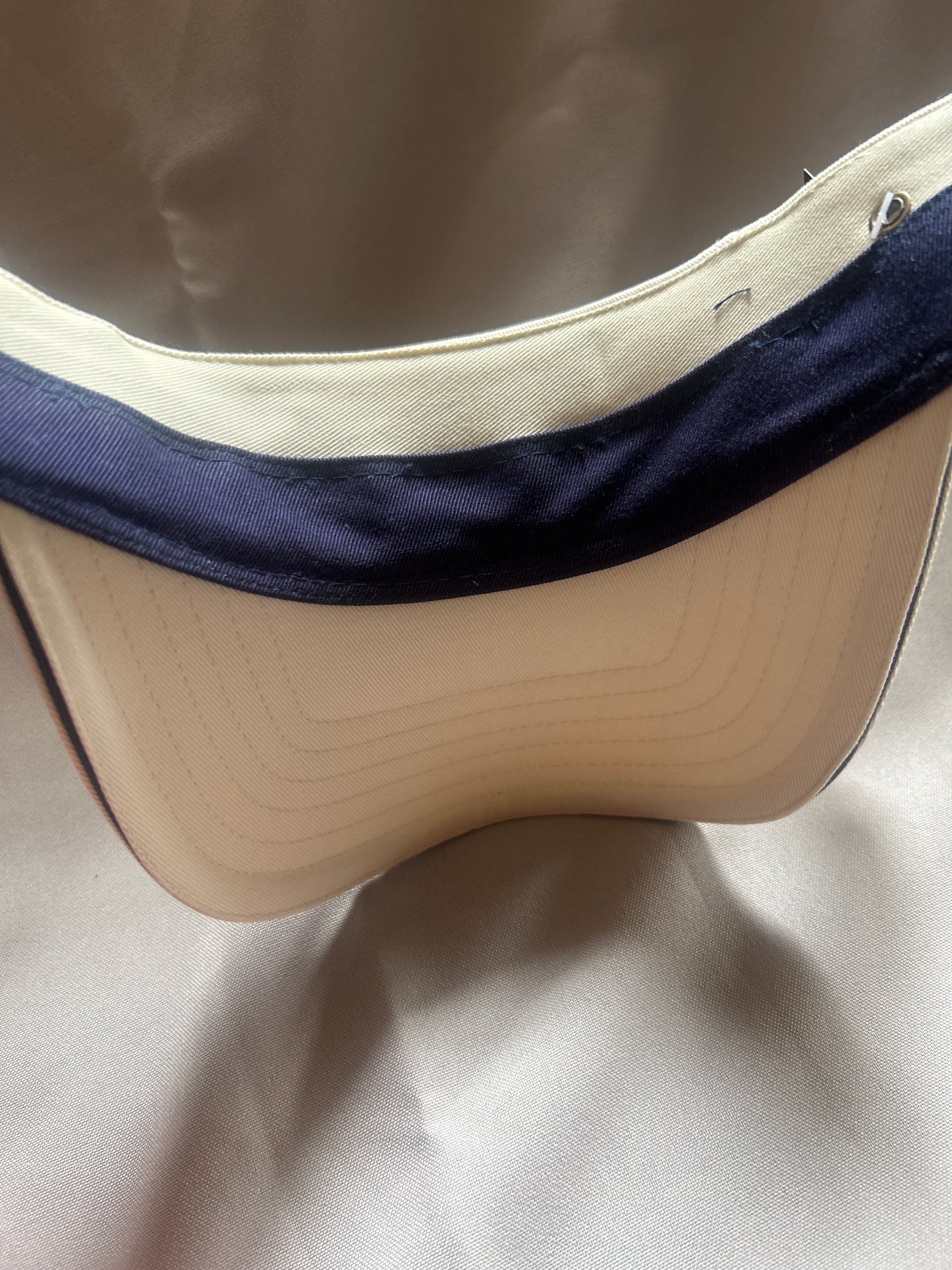 Starter Athletics Men/Women White Vintage Strap Back Sun Visor