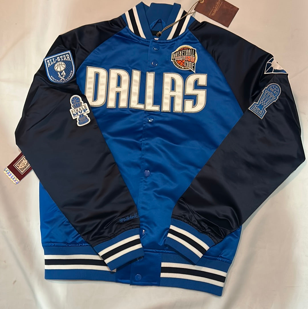 Dallas Mavericks NBA Mitchell & Ness Hardwood Classics #41 Dirk Nowitzki Satin Jacket