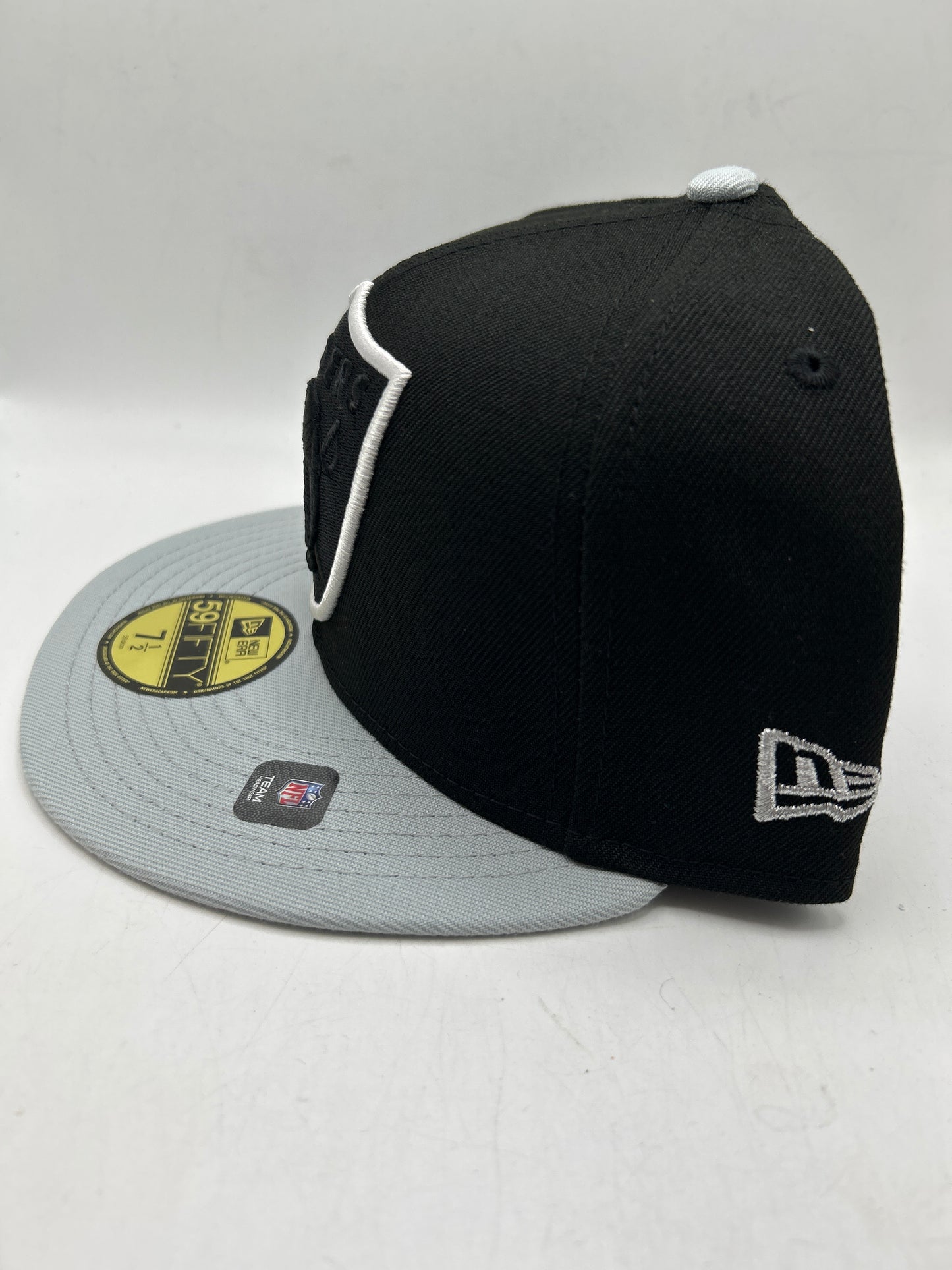 Las Vegas Raiders NFL New Era 59Fifty Logo Elements Fitted Hat