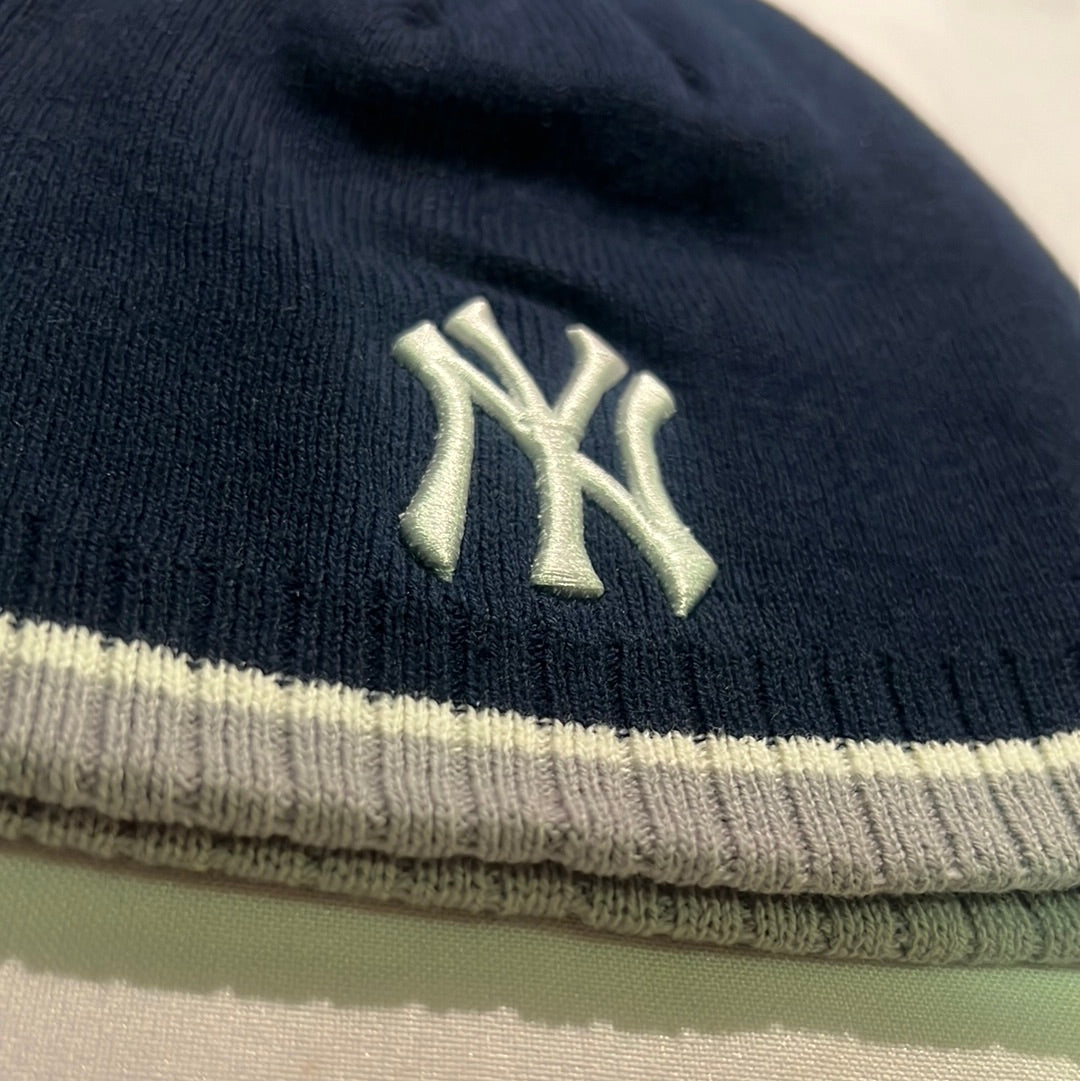 New York Yankees MLB Genuine Merchandise Off White Beanie