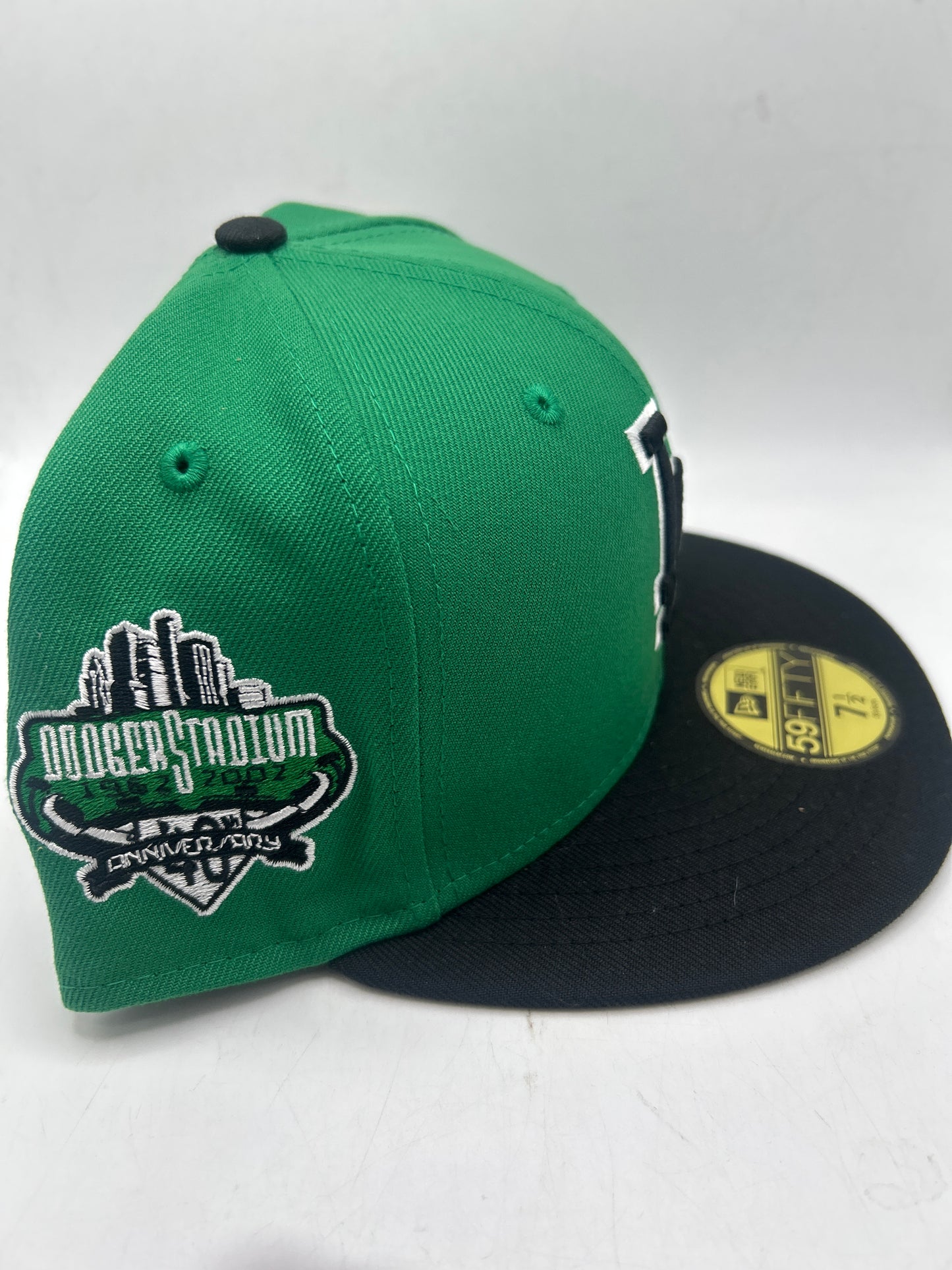 Los Angeles Dodgers MLB “40th Anniversary 1962-2002” Stadium Side Patch Cooperstown Collection Fitted Hat