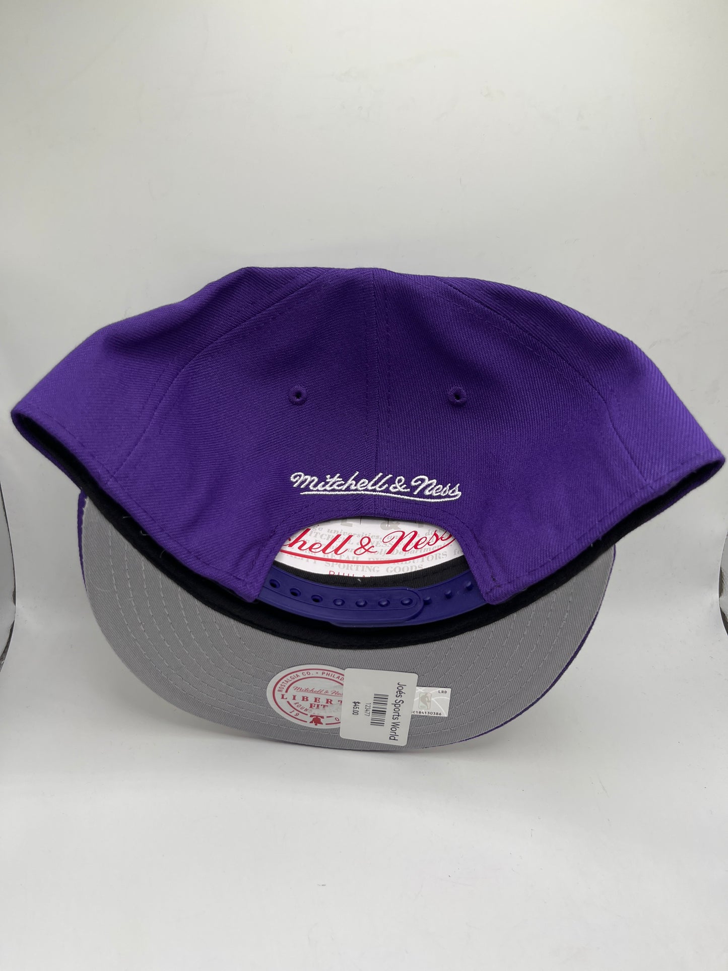 Los Angeles Lakers NBA Mitchell &amp; Ness Liberty Fit Oversized Logo Snapback