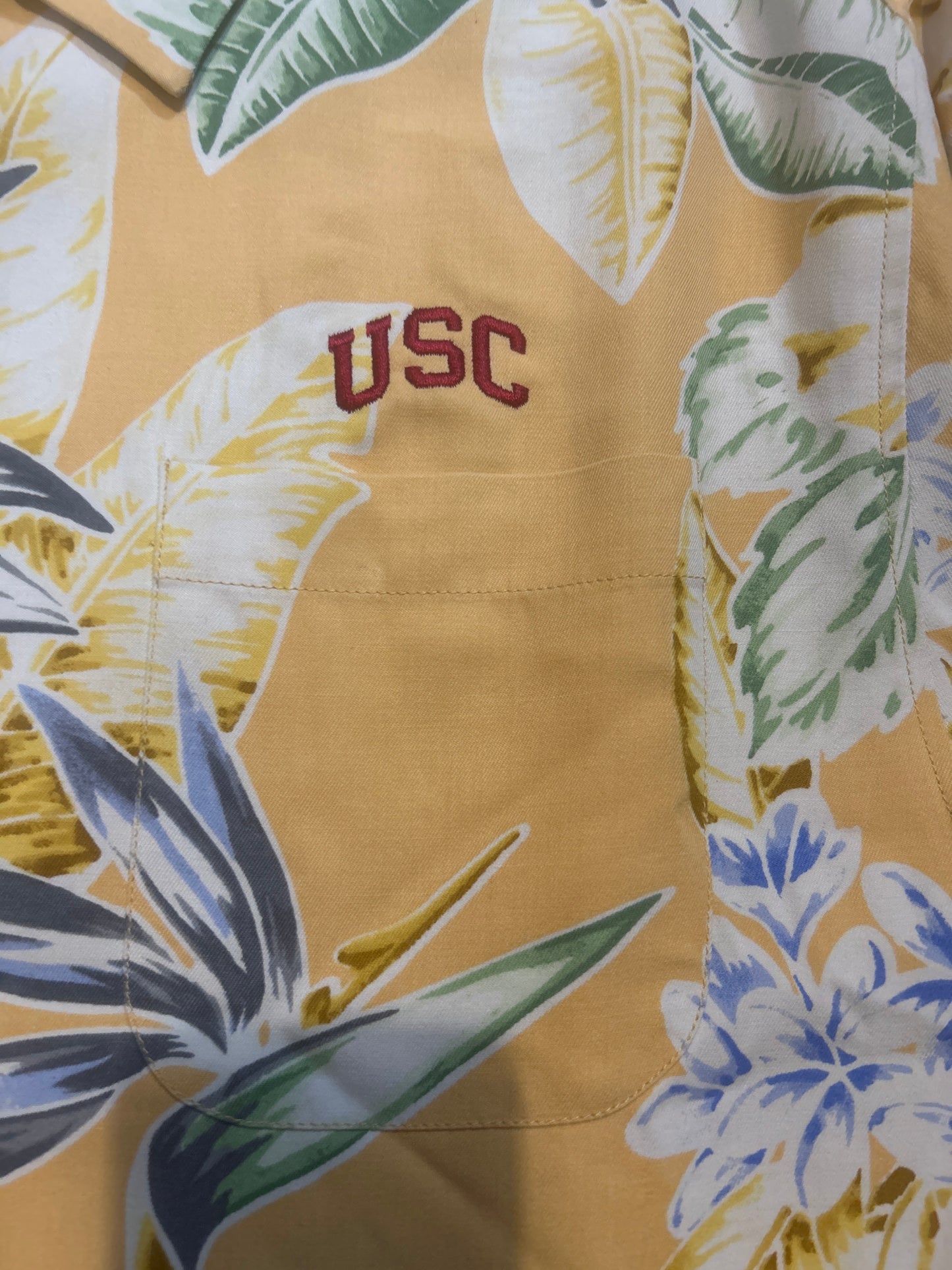 USC Trojans Tommy Bahama Yellow Silk Button-Up Floral Original Fit Men Polo Guayabera