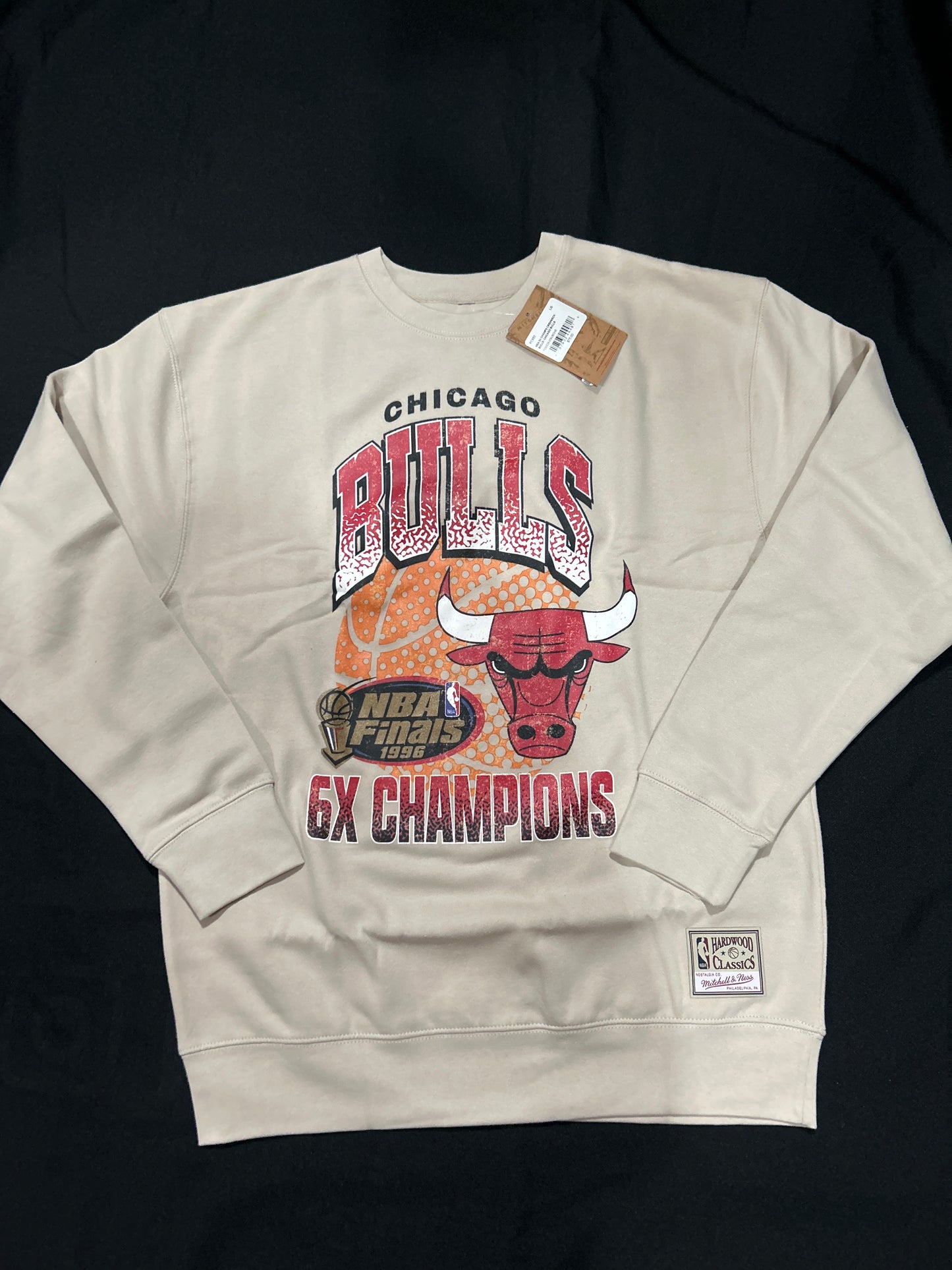 Chicago Bulls NBA Mitchell & Ness Hardwood Classics Crewneck Men Sweater